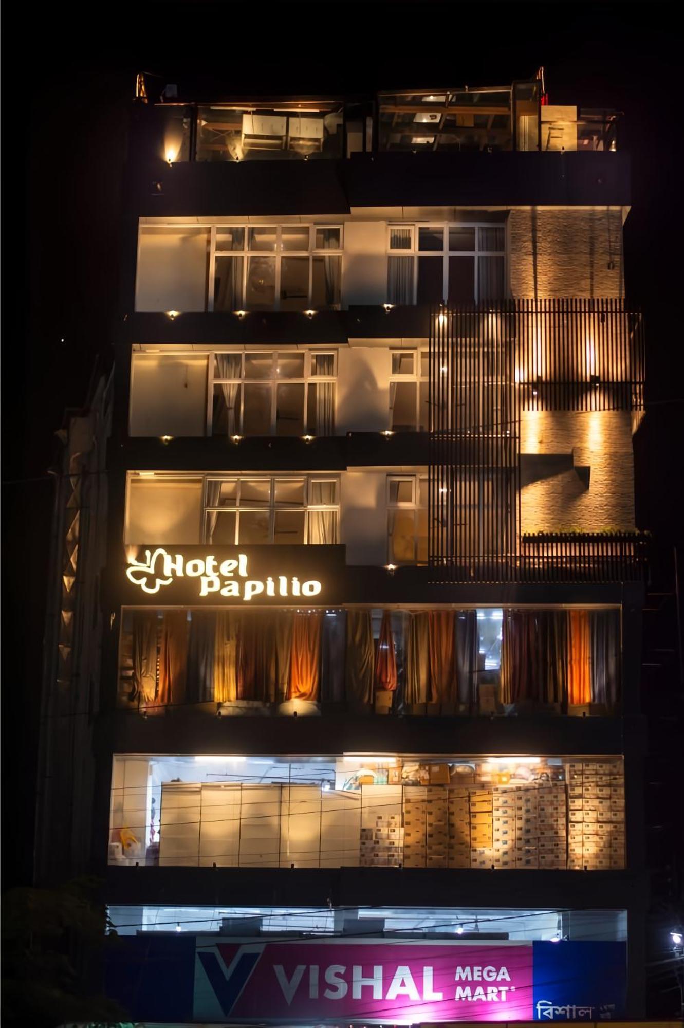 Hotel Papilio Māldah Exterior foto